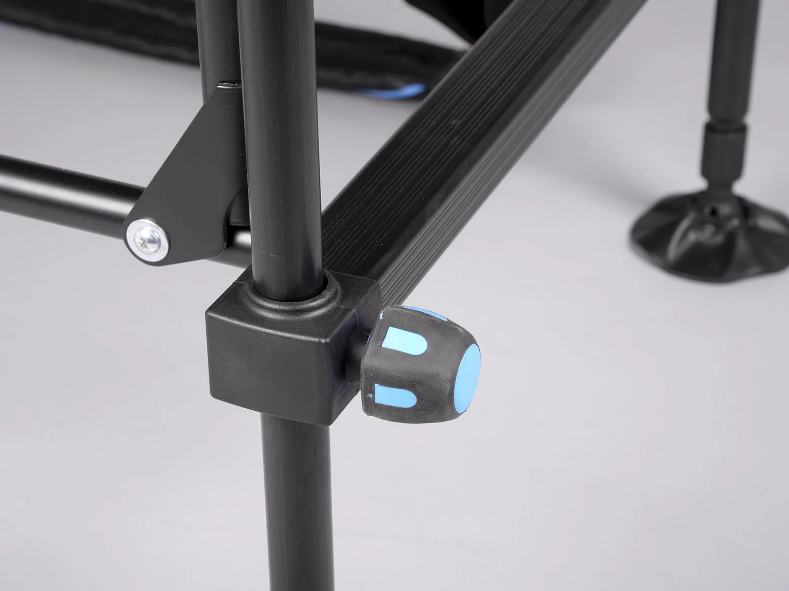 BLACKTHORNE COMFORT CHAIR HIGH 4 BLACKTHORNE COMFORT CHAIR HIGH - Afbeelding 4